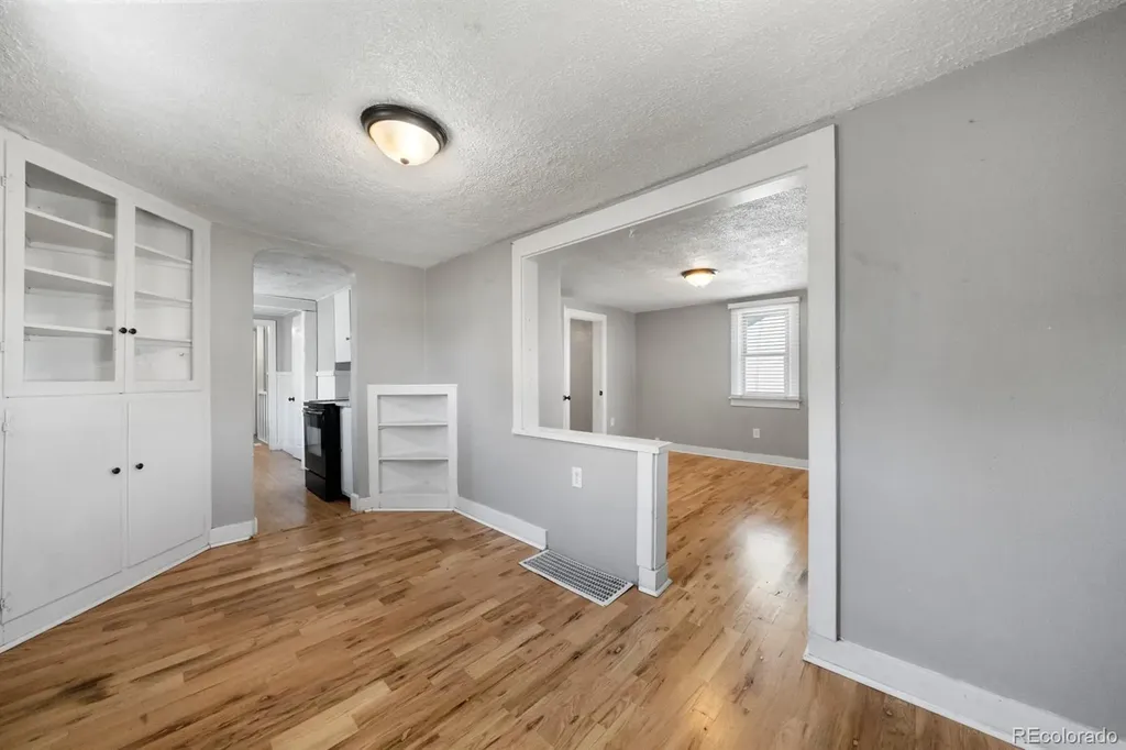 22 Iowa Avenue Colorado Springs CO 80909