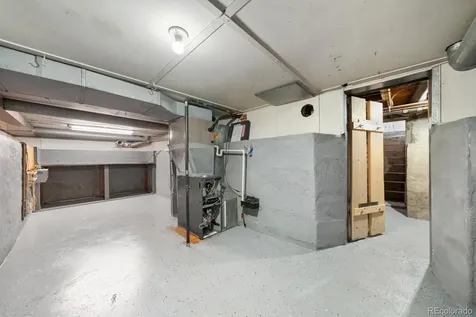 22 Iowa Avenue Colorado Springs CO 80909