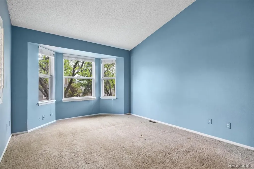 2049 E Phillips Lane Centennial CO 80122