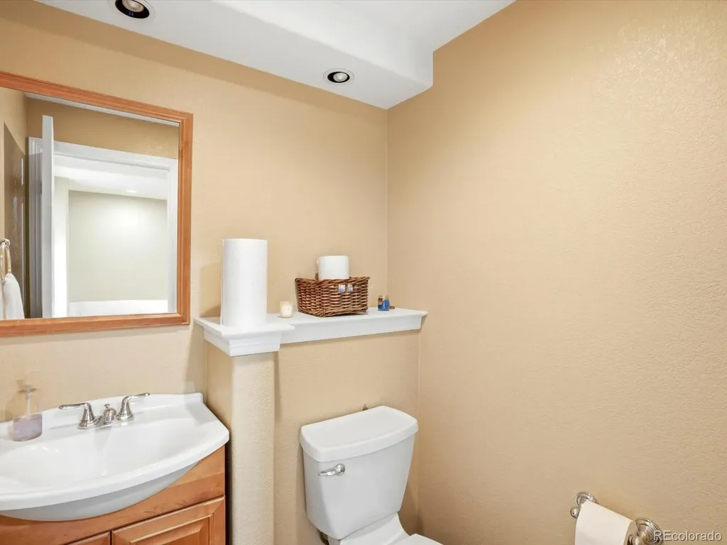 4946 Bluegate Drive Highlands Ranch CO 80130