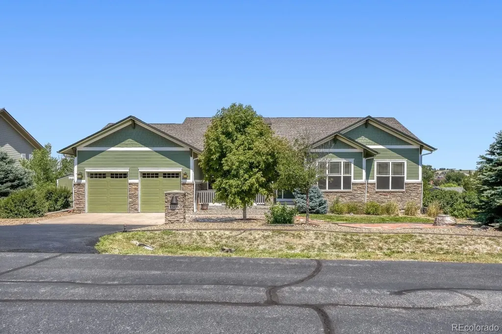 42038 Oakwood Street Elizabeth CO 80107