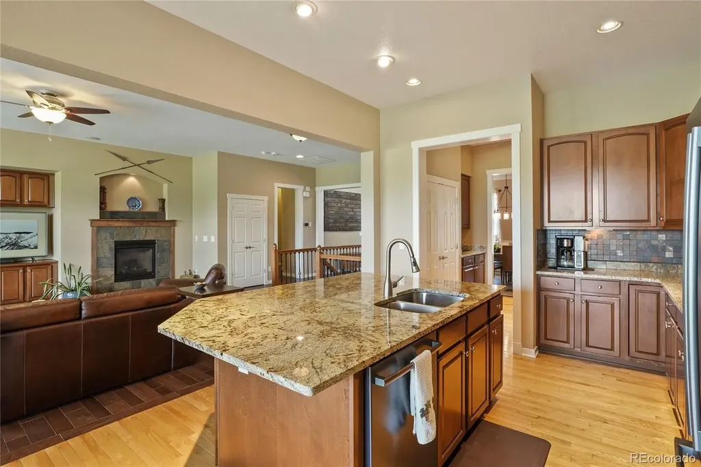 42038 Oakwood Street Elizabeth CO 80107