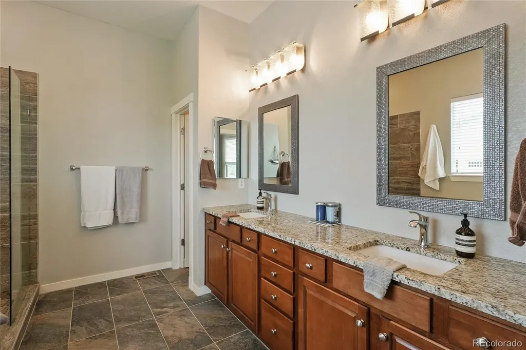 42038 Oakwood Street Elizabeth CO 80107
