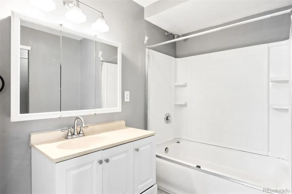 808 S Umatilla Way Denver CO 80223