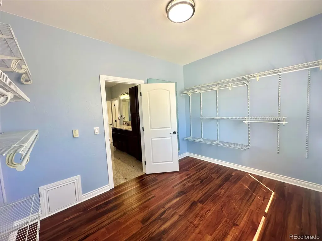 1271 S Ammons Street S Lakewood CO 80232