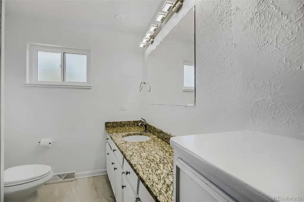 355 Coral Street Broomfield CO 80020