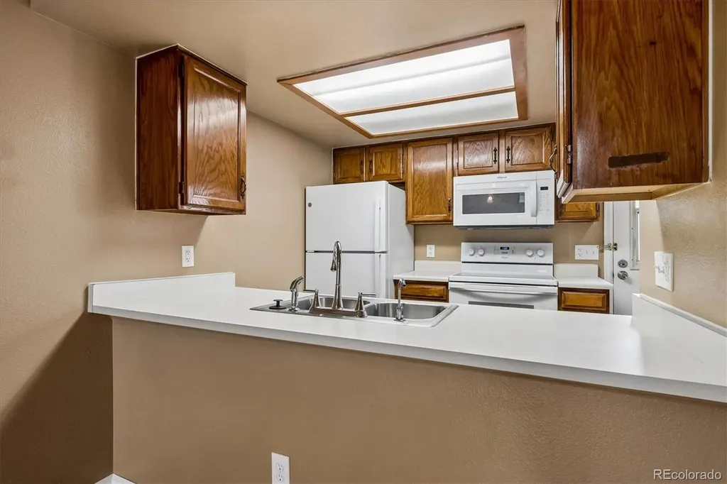 15999 E Alaska Place Aurora CO 80017