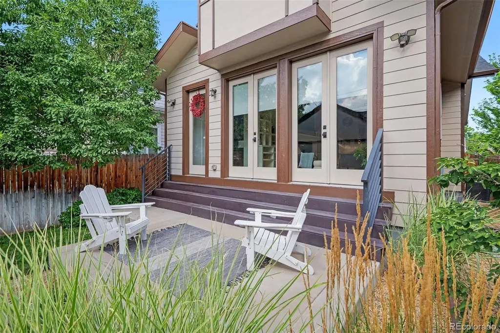 3265 S Logan Street Englewood CO 80113