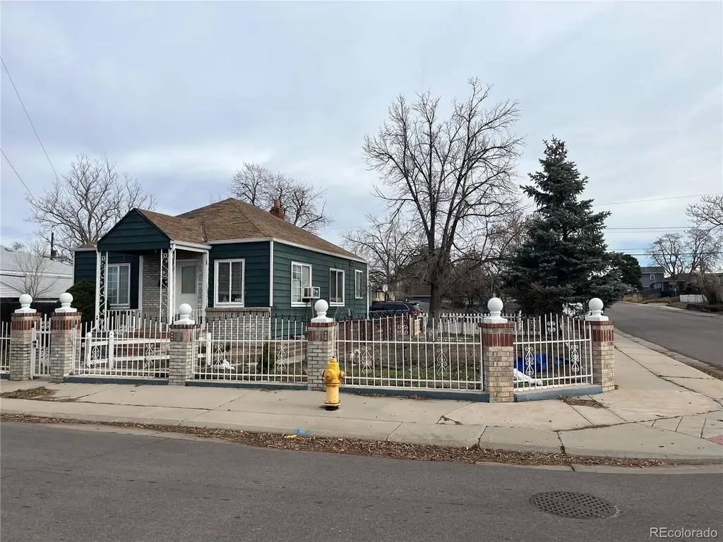 4950 Steele Street Denver CO 80216