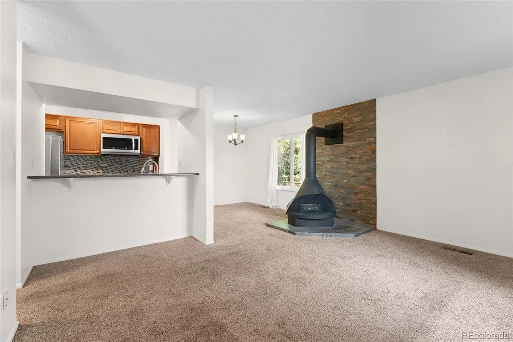 935 Saturn Drive Colorado Springs CO 80905