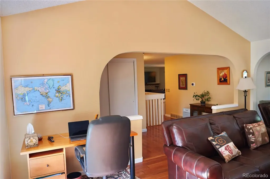 3040 S Roslyn Street Denver CO 80231