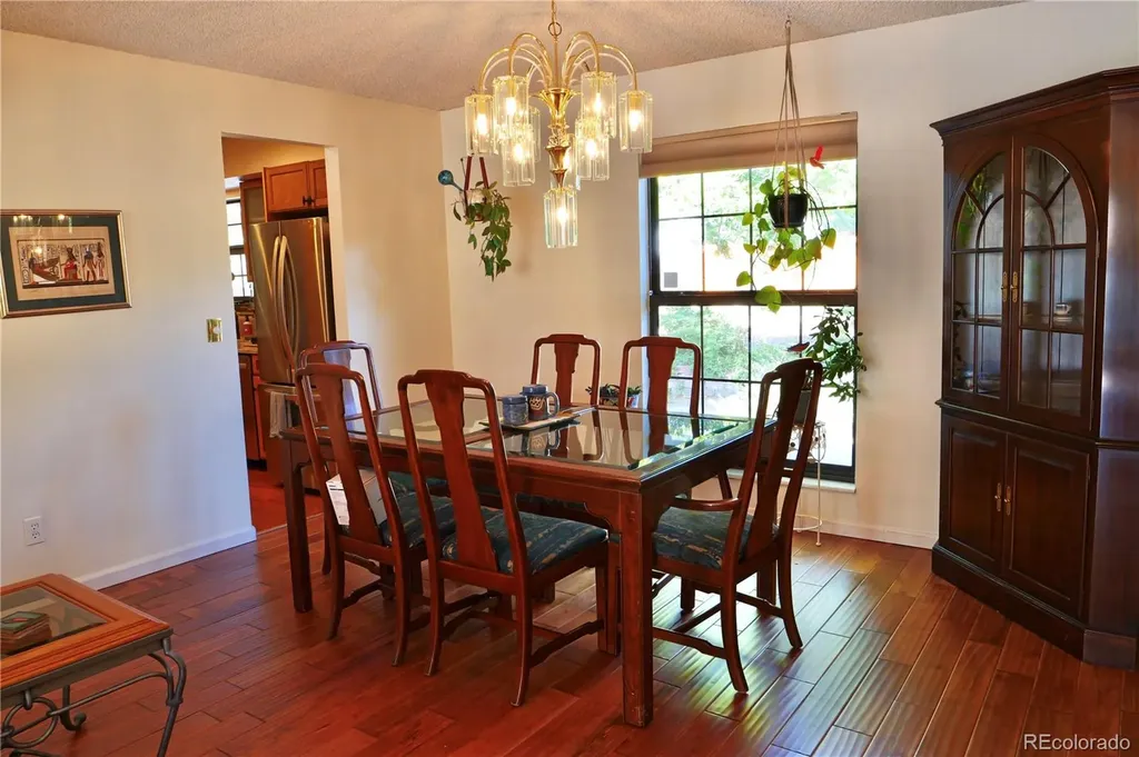 3040 S Roslyn Street Denver CO 80231