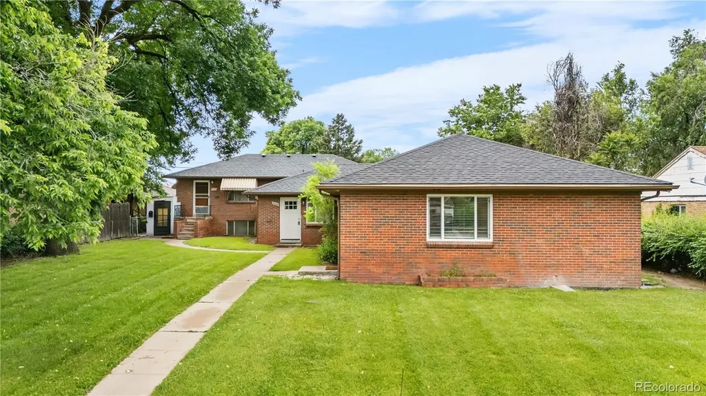 3271 Krameria Street Denver CO 80207