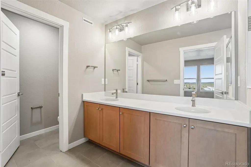 5431 N Eaton Park Way Aurora CO 80019