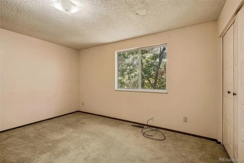 5492 S Richfield Way Centennial CO 80015