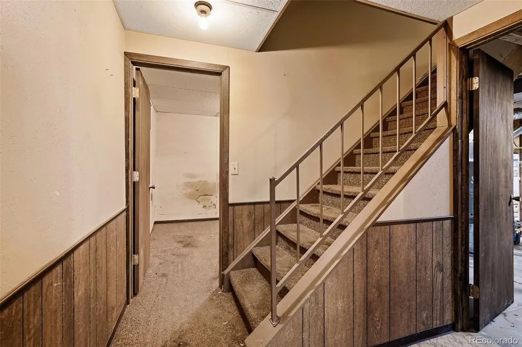 5492 S Richfield Way Centennial CO 80015