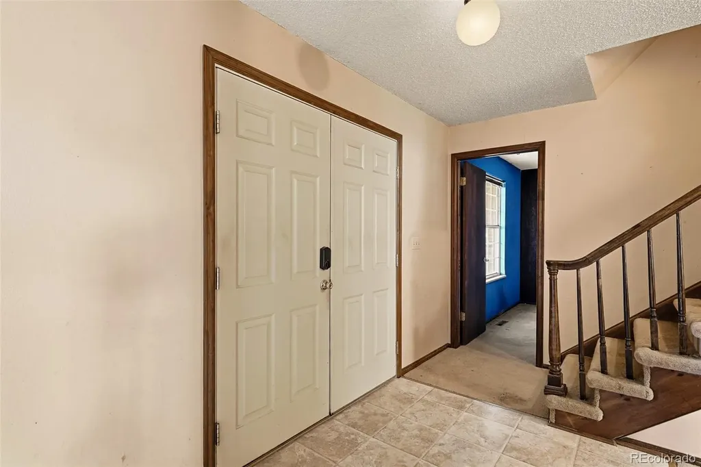 5492 S Richfield Way Centennial CO 80015