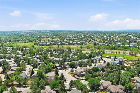 5492 S Richfield Way Centennial CO 80015