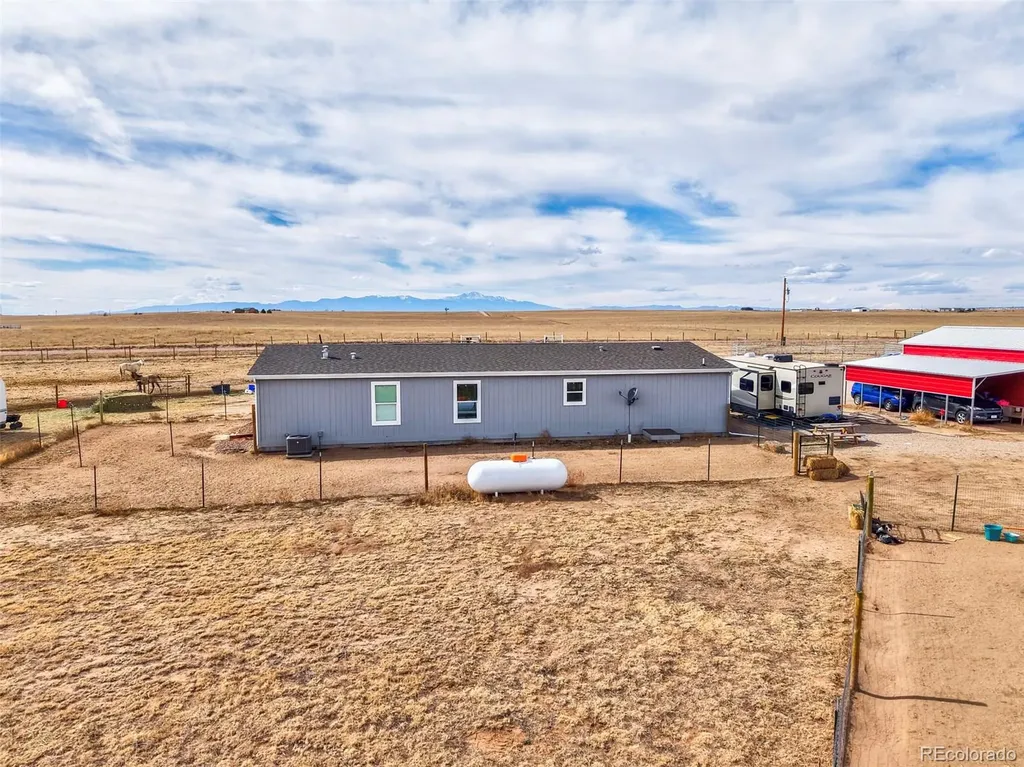 2281 S Ellicott Highway Calhan CO 80808