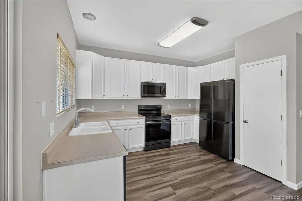 20285 E Belleview Lane Centennial CO 80015
