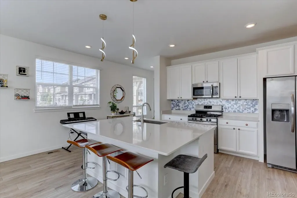 8986 Woodmere Court Parker CO 80134