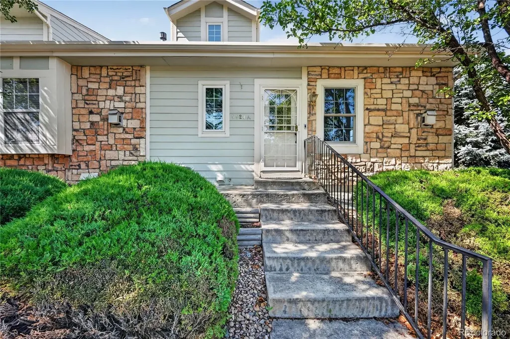 5524 W Canyon Trail Littleton CO 80128