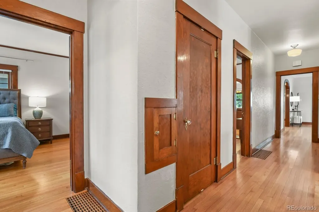 912 N Corona Street Colorado Springs CO 80903