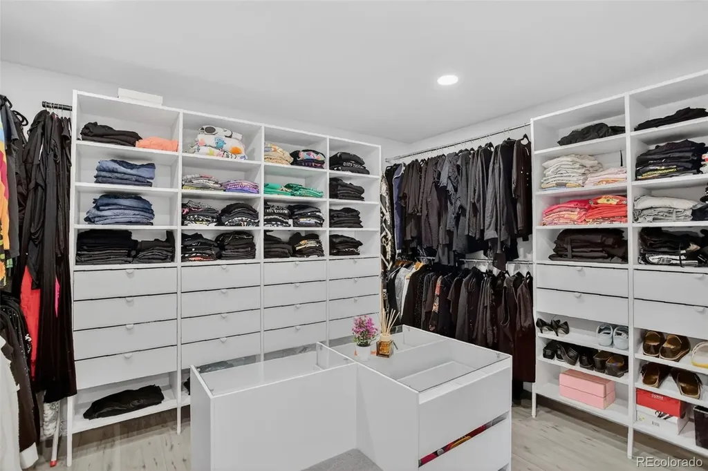 6103 S Kalispell Street Aurora CO 80016