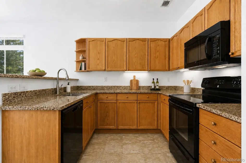 9203 W Coco Place Littleton CO 80128