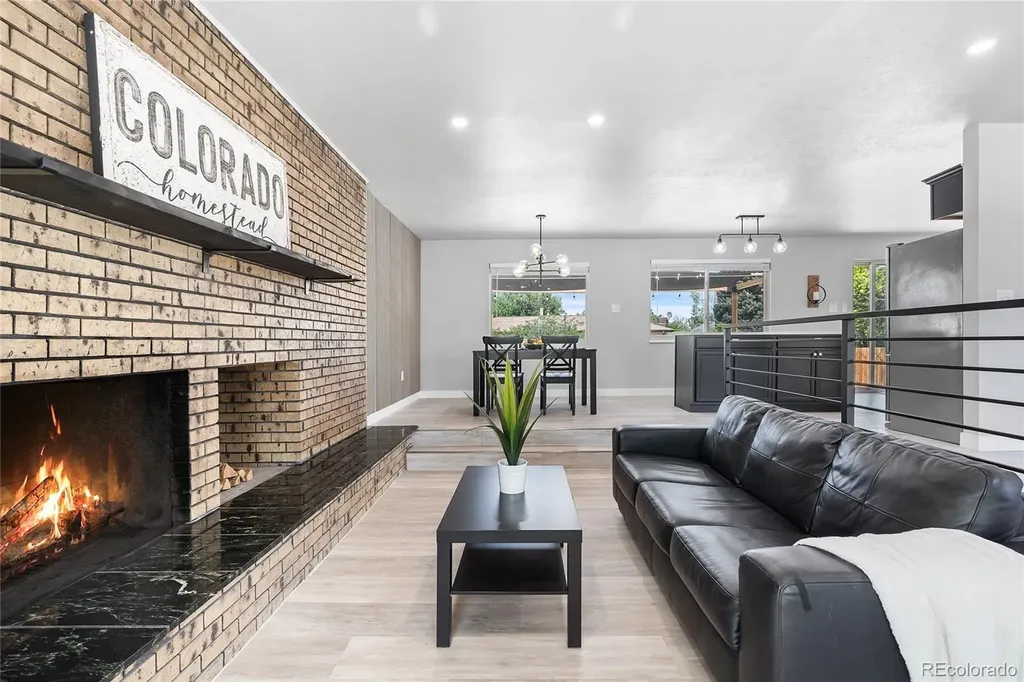 9457 W Arizona Avenue Lakewood CO 80232