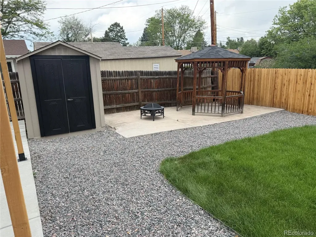 9457 W Arizona Avenue Lakewood CO 80232