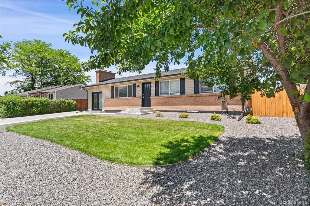 9457 W Arizona Avenue Lakewood CO 80232