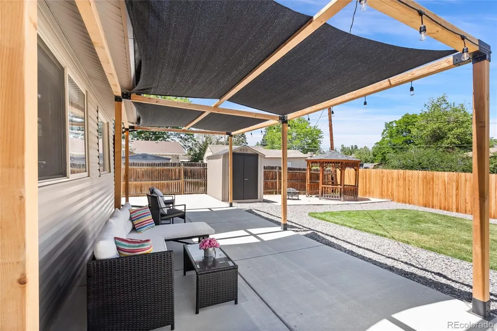 9457 W Arizona Avenue Lakewood CO 80232