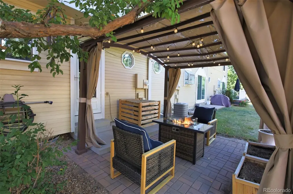 4049 S Richfield Way Aurora CO 80013
