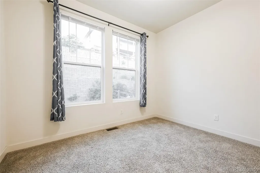 7844 S Elk Street Aurora CO 80016