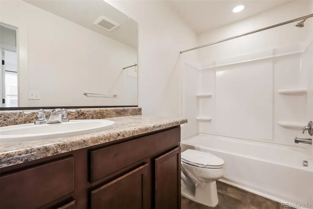 7844 S Elk Street Aurora CO 80016
