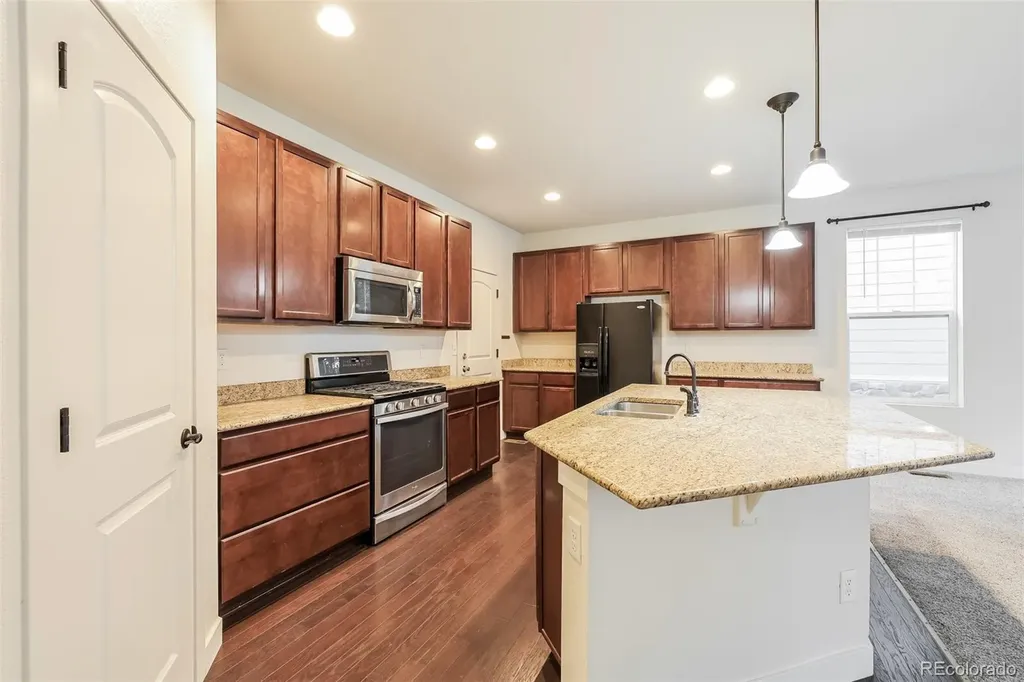 7844 S Elk Street Aurora CO 80016