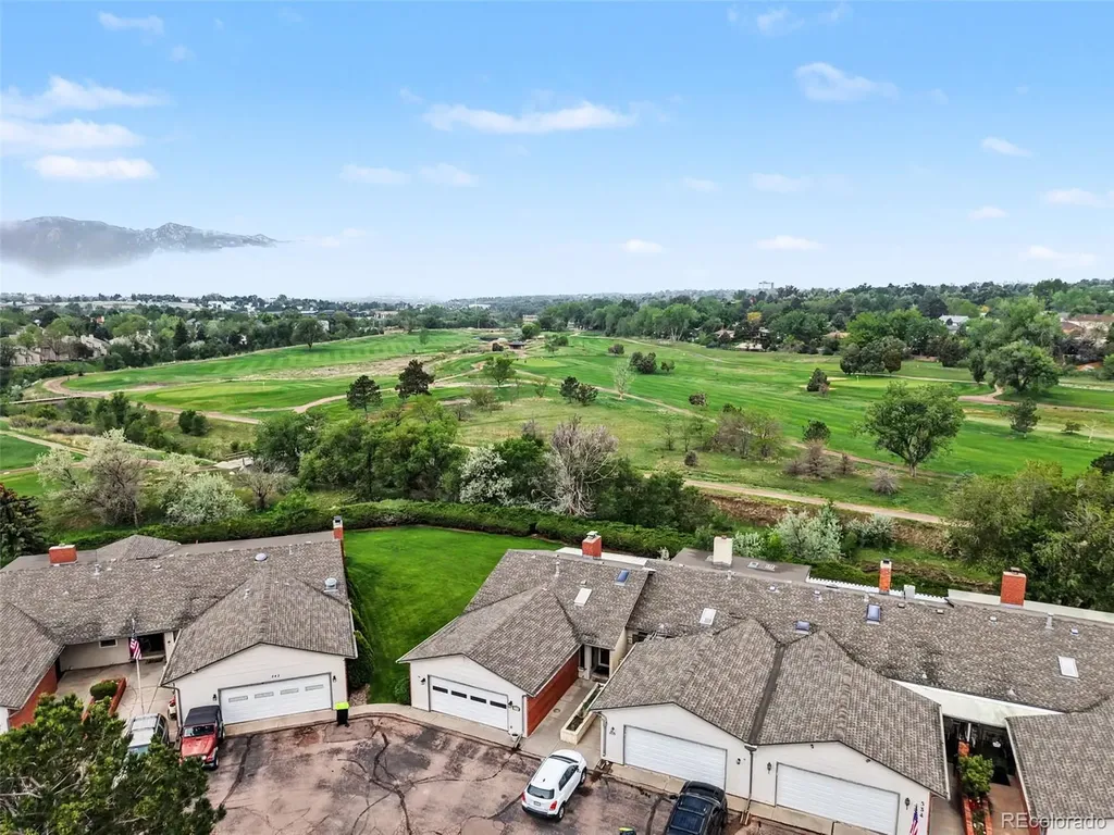 538 Lakewood Circle Colorado Springs CO 80910