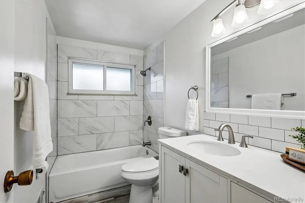 6423 E Floyd Avenue Denver CO 80222