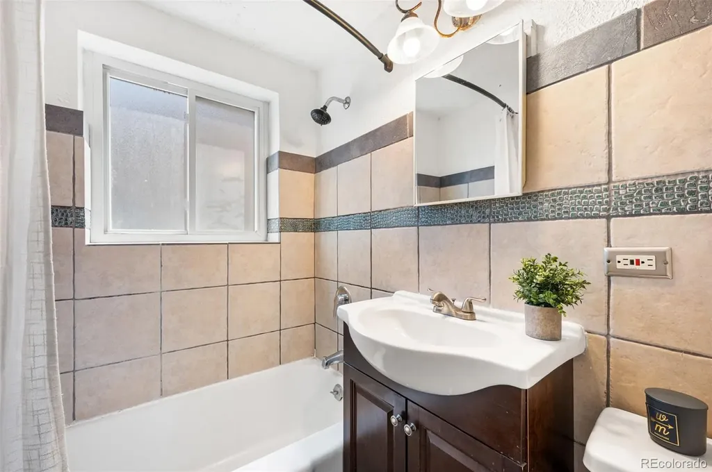 1620 Colorado Boulevard Denver CO 80220