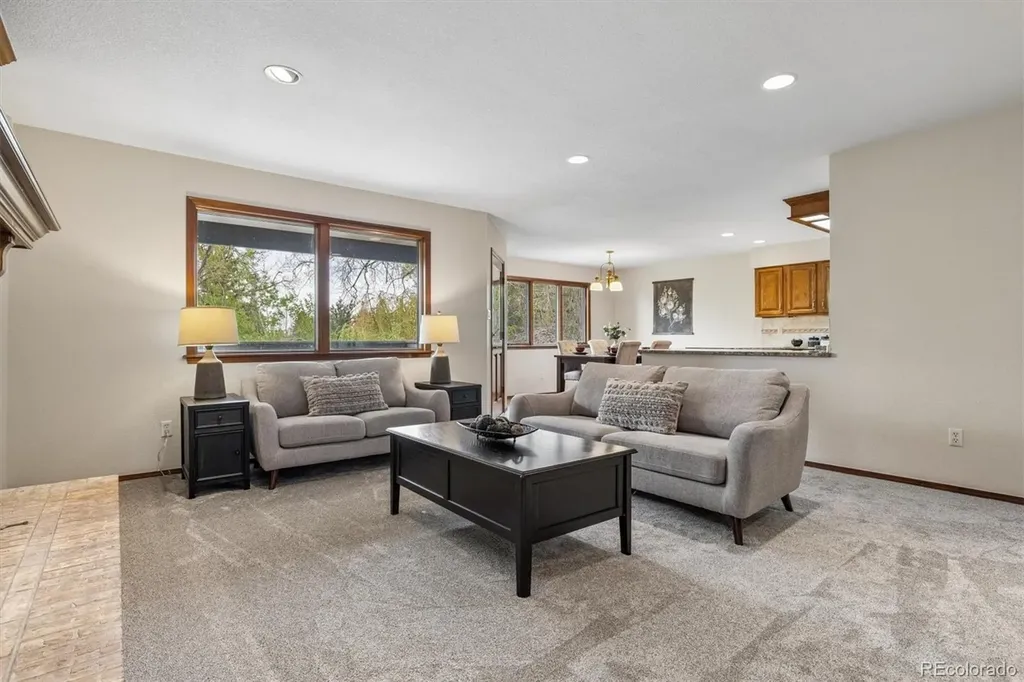 2615 Oak Drive Lakewood CO 80215