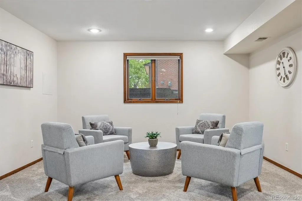2615 Oak Drive Lakewood CO 80215