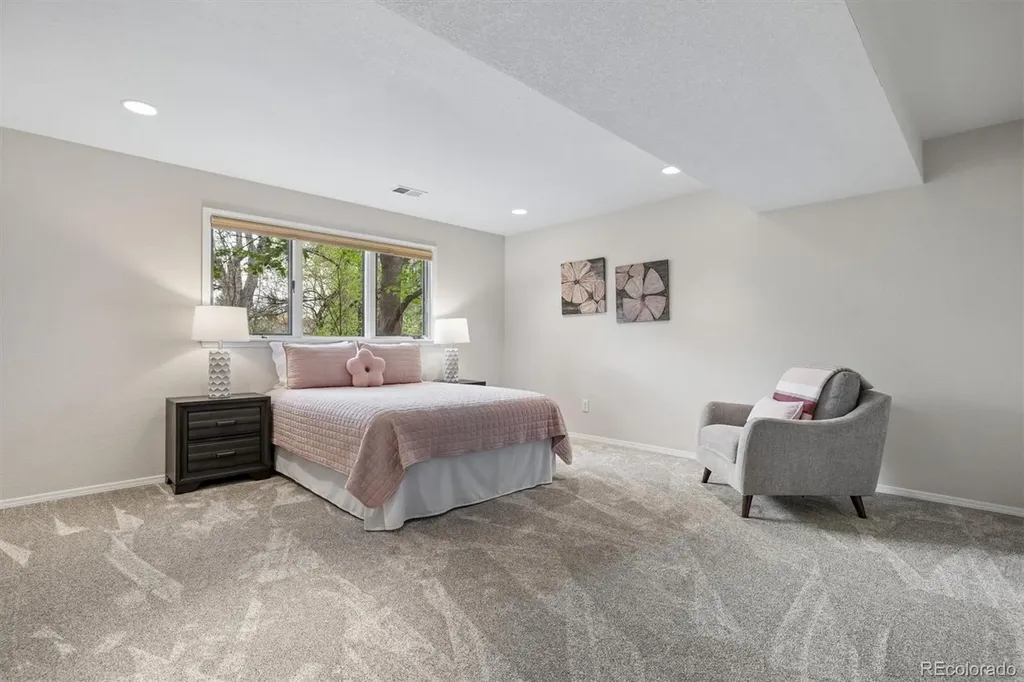 2615 Oak Drive Lakewood CO 80215