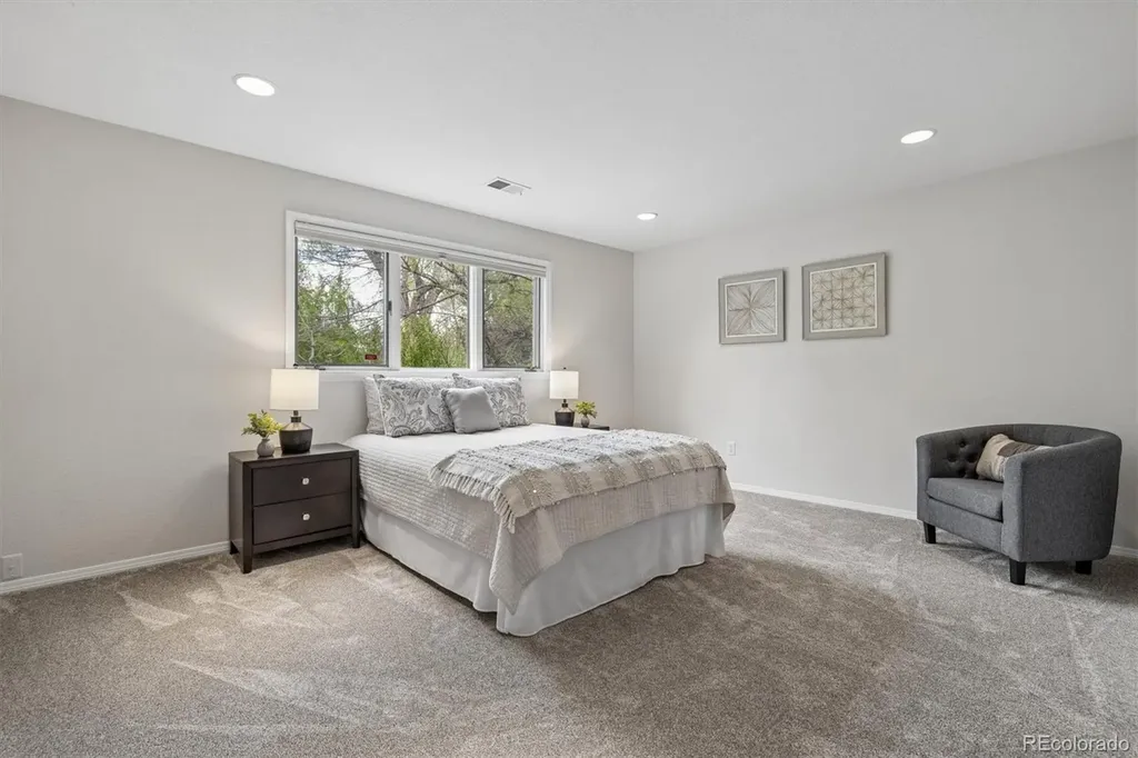 2615 Oak Drive Lakewood CO 80215