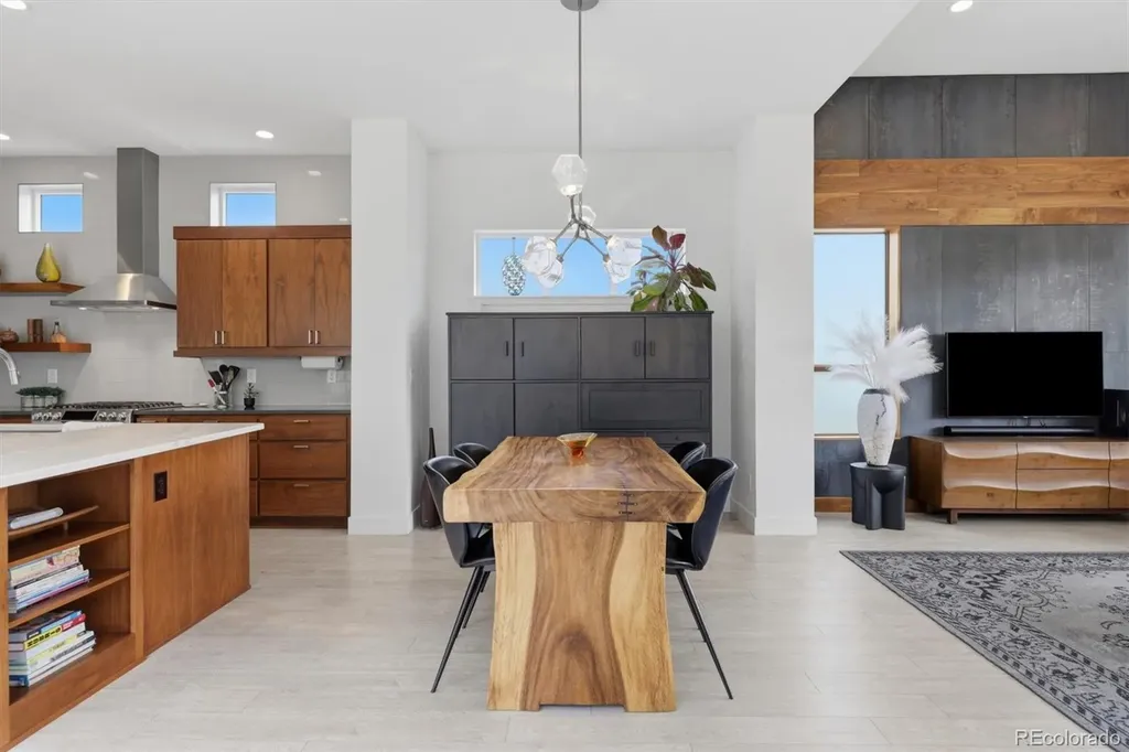 6720 Zuni Street Denver CO 80221