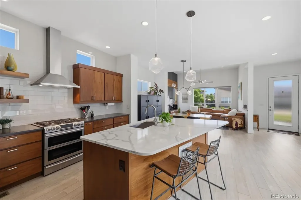 6720 Zuni Street Denver CO 80221