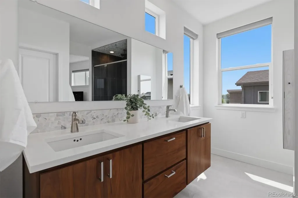 6720 Zuni Street Denver CO 80221