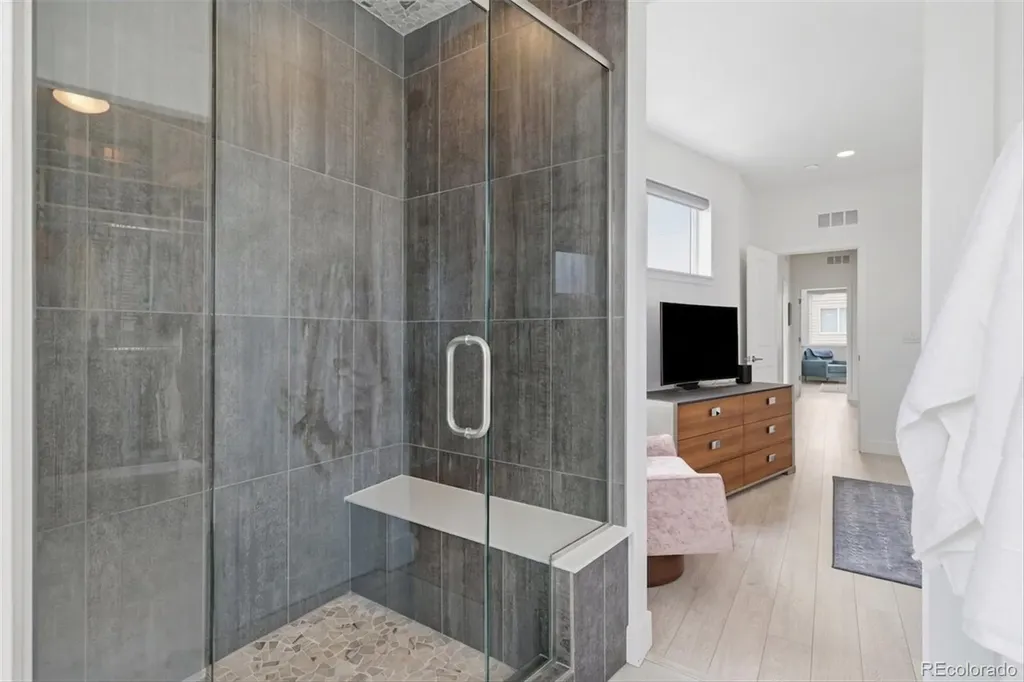 6720 Zuni Street Denver CO 80221