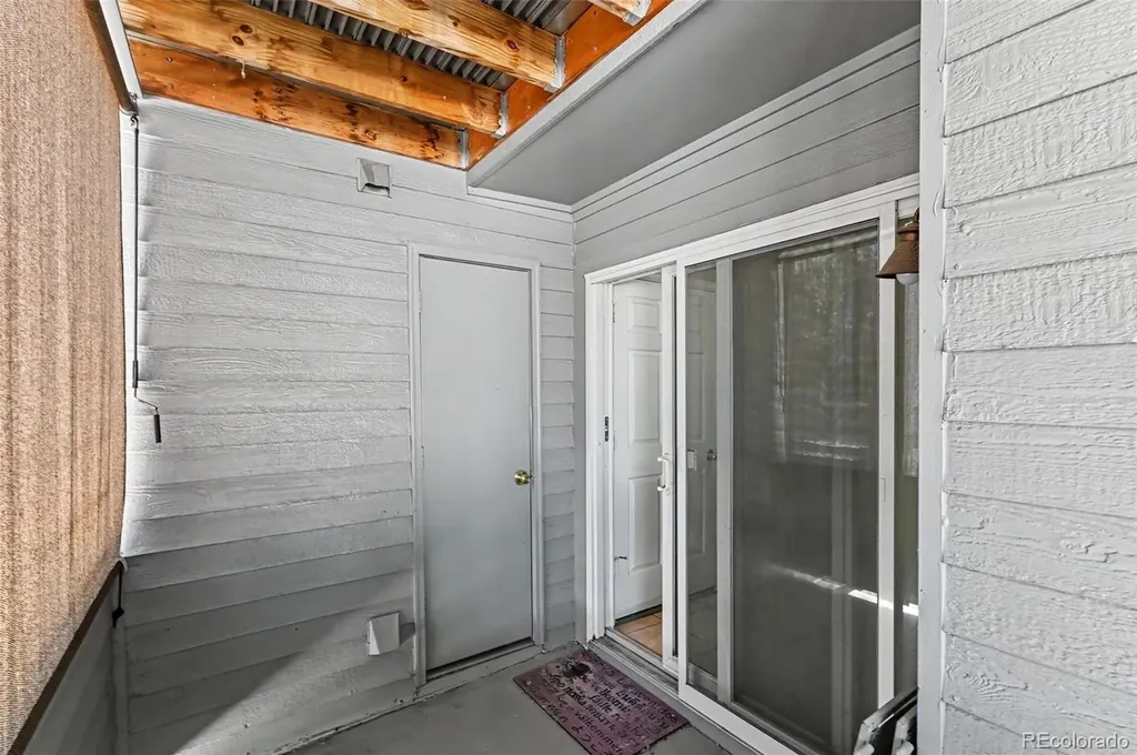 8500 E Jefferson Avenue Denver CO 80237