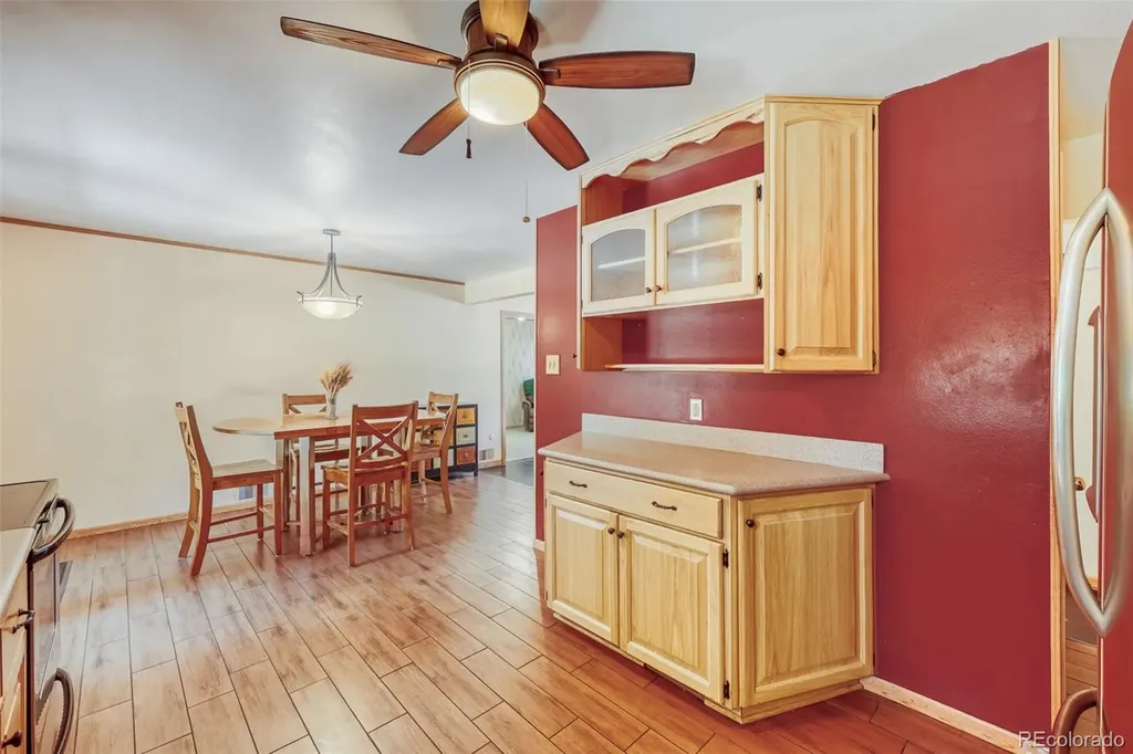 5164 W Columbia Place Denver CO 80236